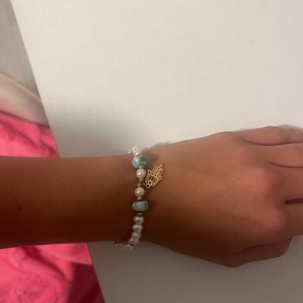 Chic Gold and Pearl Bracelet with Blue Accents